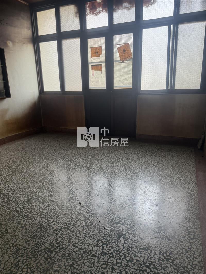 中正南路店面透天房屋室內格局與周邊環境