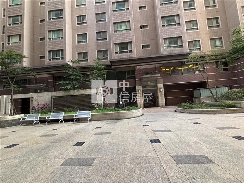 平鎮巴黎春天3房車房屋室內格局與周邊環境