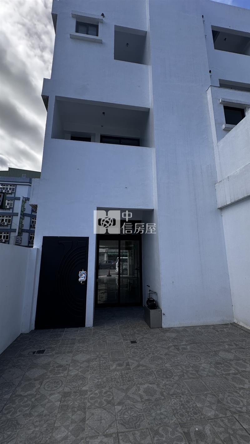 國民九街電梯大店面房屋室內格局與周邊環境