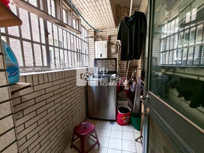 近戶政事務所旁3房+車位房屋室內格局與周邊環境