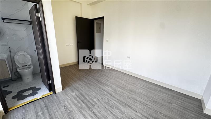 站前黃金大店面房屋室內格局與周邊環境