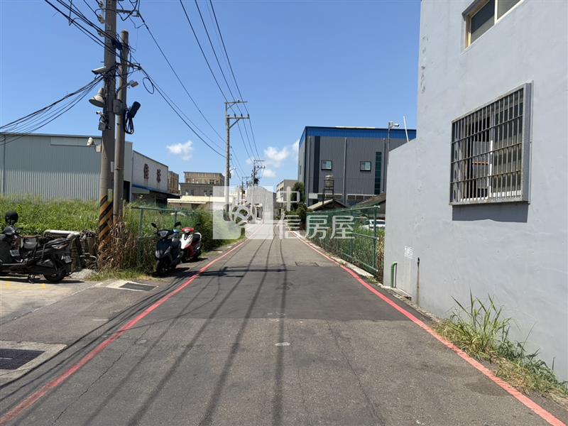 台中港關聯工業區一期挑高廠房房屋室內格局與周邊環境