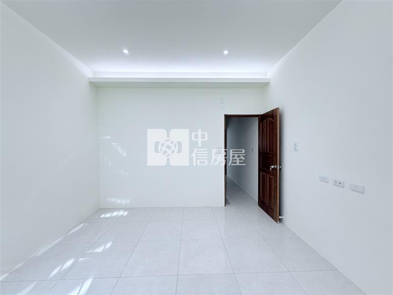 崇德路尾大露臺車庫美墅房屋室內格局與周邊環境