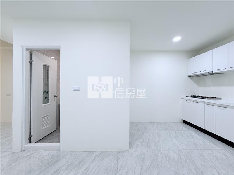 崇德路尾大露臺車庫美墅房屋室內格局與周邊環境