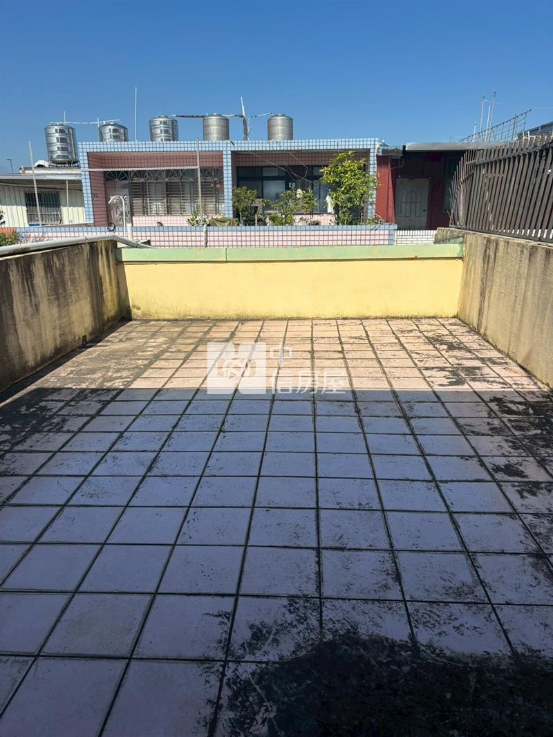 獅子林商圈超值大透天房屋室內格局與周邊環境