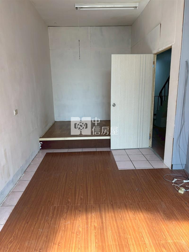 獅子林商圈超值大透天房屋室內格局與周邊環境