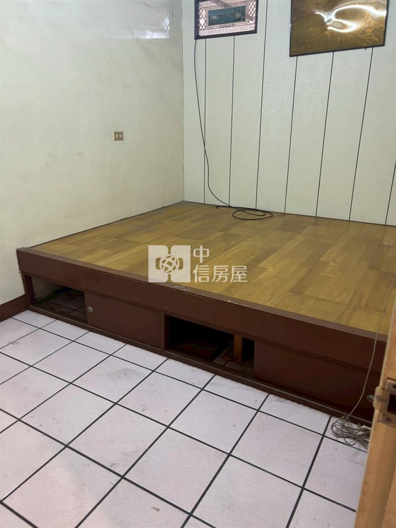 獅子林商圈超值大透天房屋室內格局與周邊環境