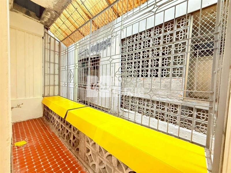 宜蘭市中心透天房屋室內格局與周邊環境