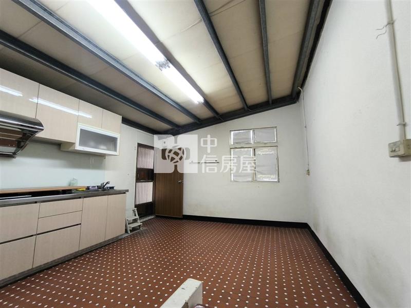 內壢站前收租透天房屋室內格局與周邊環境