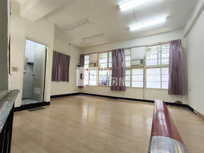內壢站前收租透天房屋室內格局與周邊環境