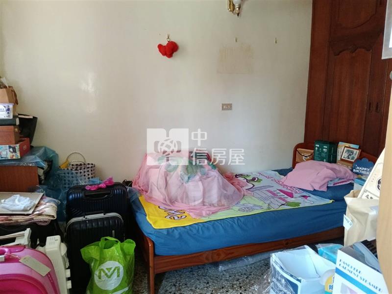 近九份子孝親透天車墅房屋室內格局與周邊環境