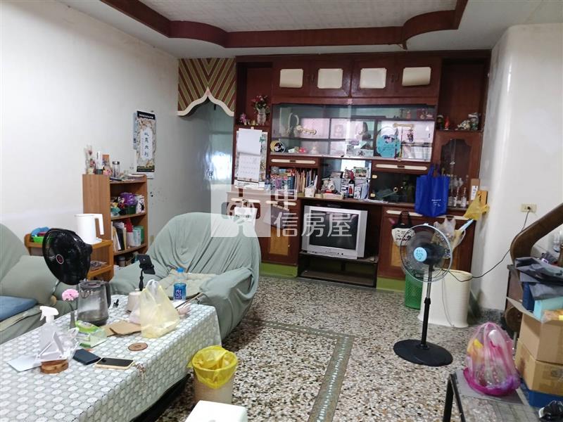 近九份子孝親透天車墅房屋室內格局與周邊環境