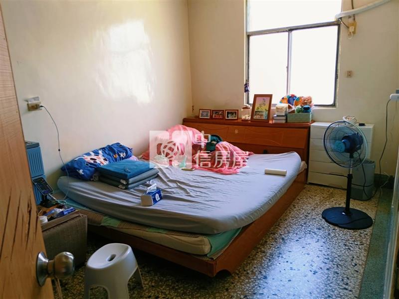 近九份子孝親透天車墅房屋室內格局與周邊環境
