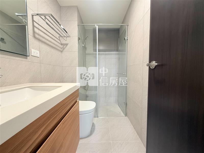 恆山和合全新邊間2+1房平車(專任)房屋室內格局與周邊環境