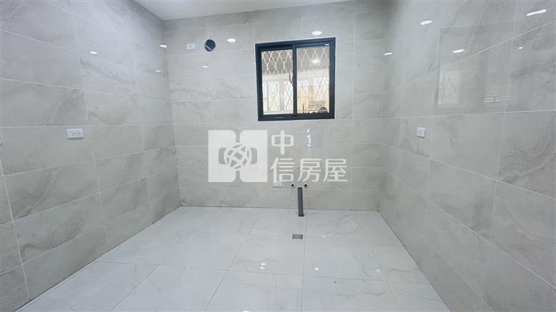 B1-10邊間雙臨路店住房屋室內格局與周邊環境