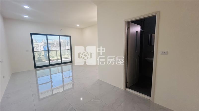 B1-10邊間雙臨路店住房屋室內格局與周邊環境