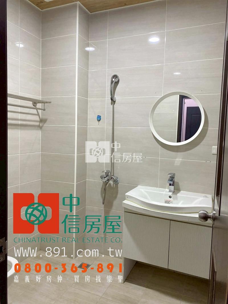 秀泰影城旁質感店面別墅房屋室內格局與周邊環境