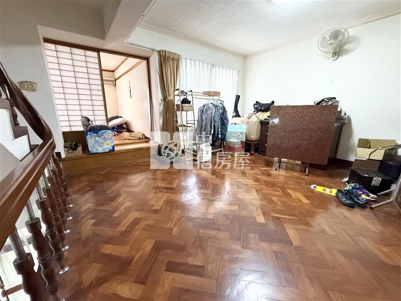北區大面寬大地坪車庫別墅房屋室內格局與周邊環境