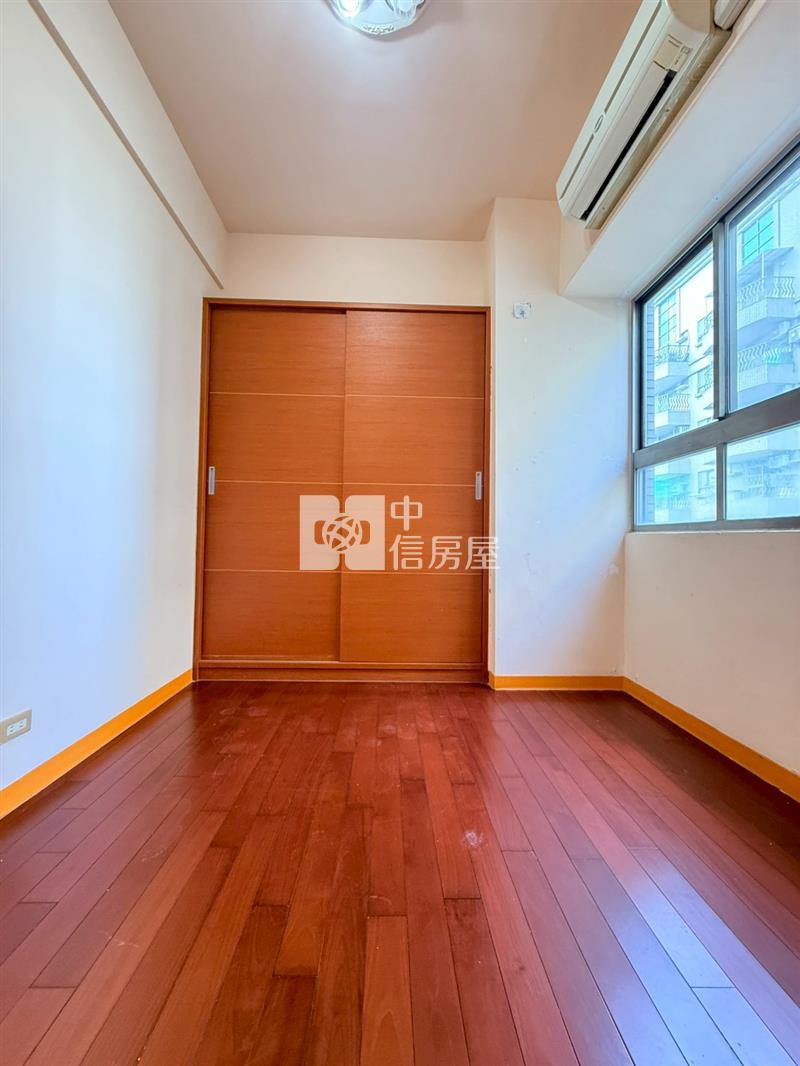 屏東市東山河-Q棟房屋室內格局與周邊環境