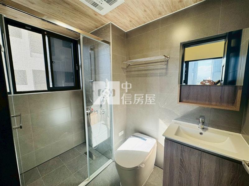 龍築邊間|採光方正三房+車位房屋室內格局與周邊環境