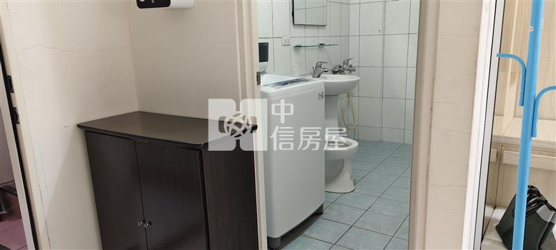 大林慈濟5間套房透天房屋室內格局與周邊環境