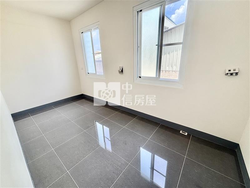 屏東房屋-西市場新整透天房屋室內格局與周邊環境