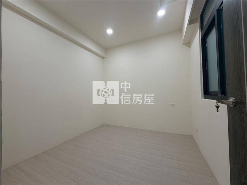 中壢近捷運全新整理美3房房屋室內格局與周邊環境