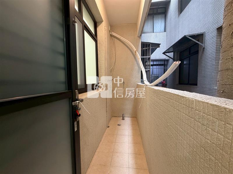 中壢近捷運全新整理美3房房屋室內格局與周邊環境