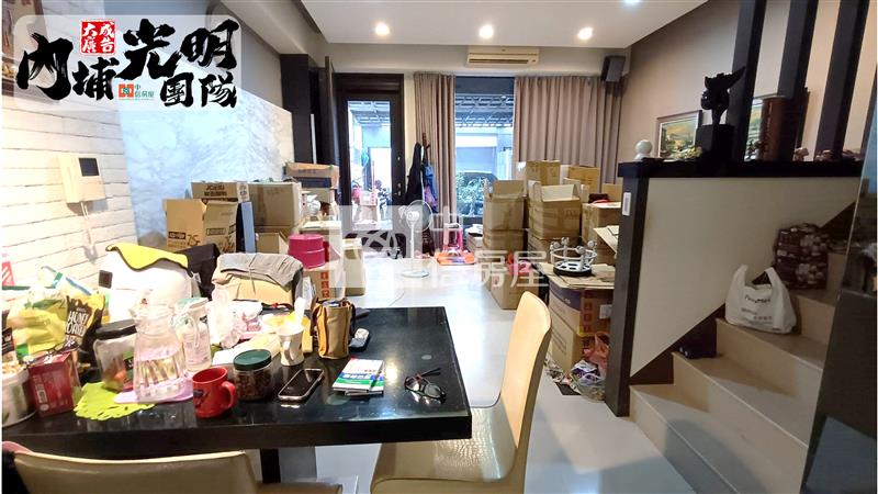 大地坪庭院面寬車庫透天房屋室內格局與周邊環境