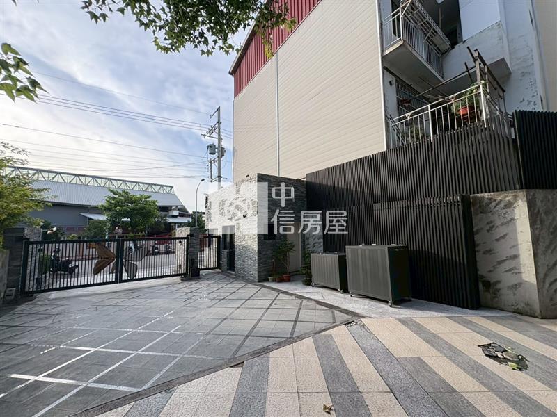專任別墅[謙城]雙車位房屋室內格局與周邊環境