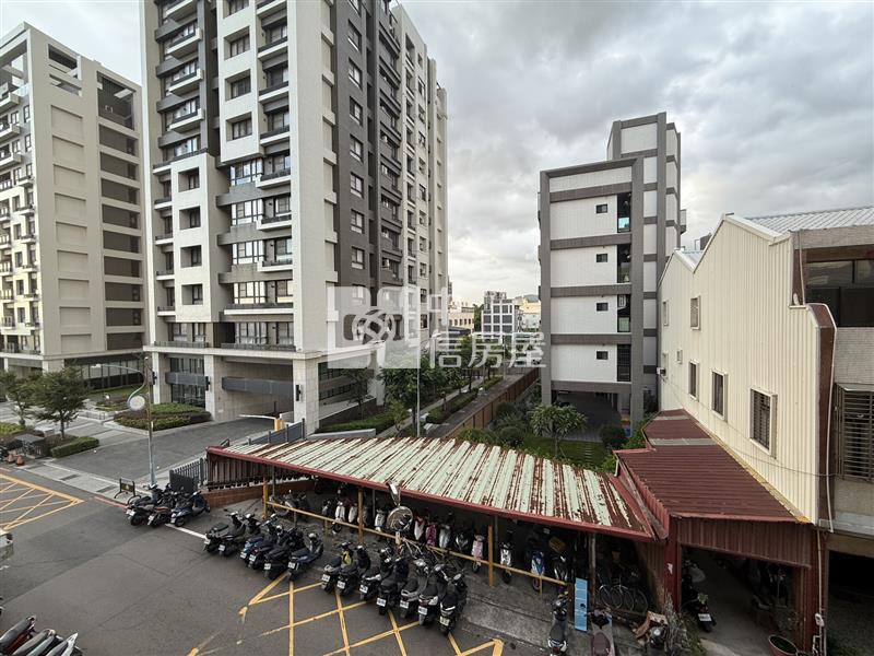 龍泉國小3+1房附車位房屋室內格局與周邊環境
