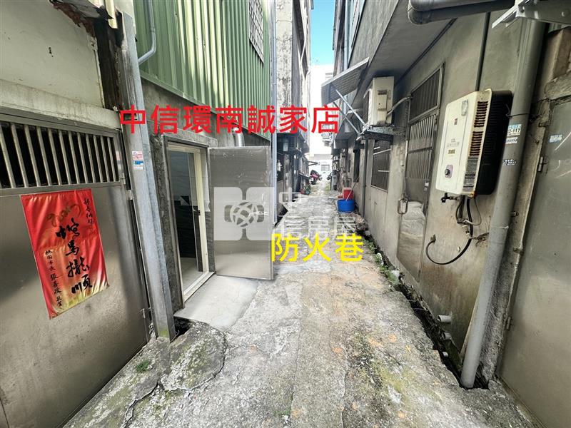梅龍莊前院停車美透天房屋室內格局與周邊環境