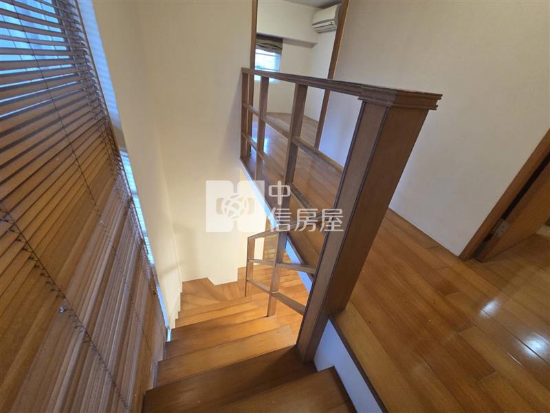 D022綠葉稀有華廈三房房屋室內格局與周邊環境