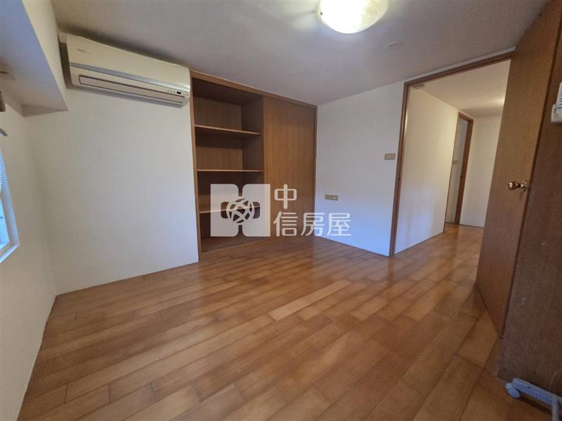 D022綠葉稀有華廈三房房屋室內格局與周邊環境