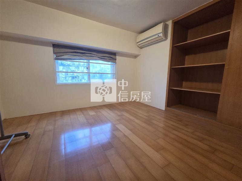 D022綠葉稀有華廈三房房屋室內格局與周邊環境