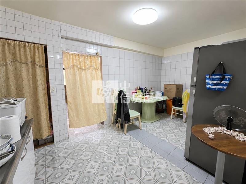 【奔馳】藝文特區稀有透天房屋室內格局與周邊環境