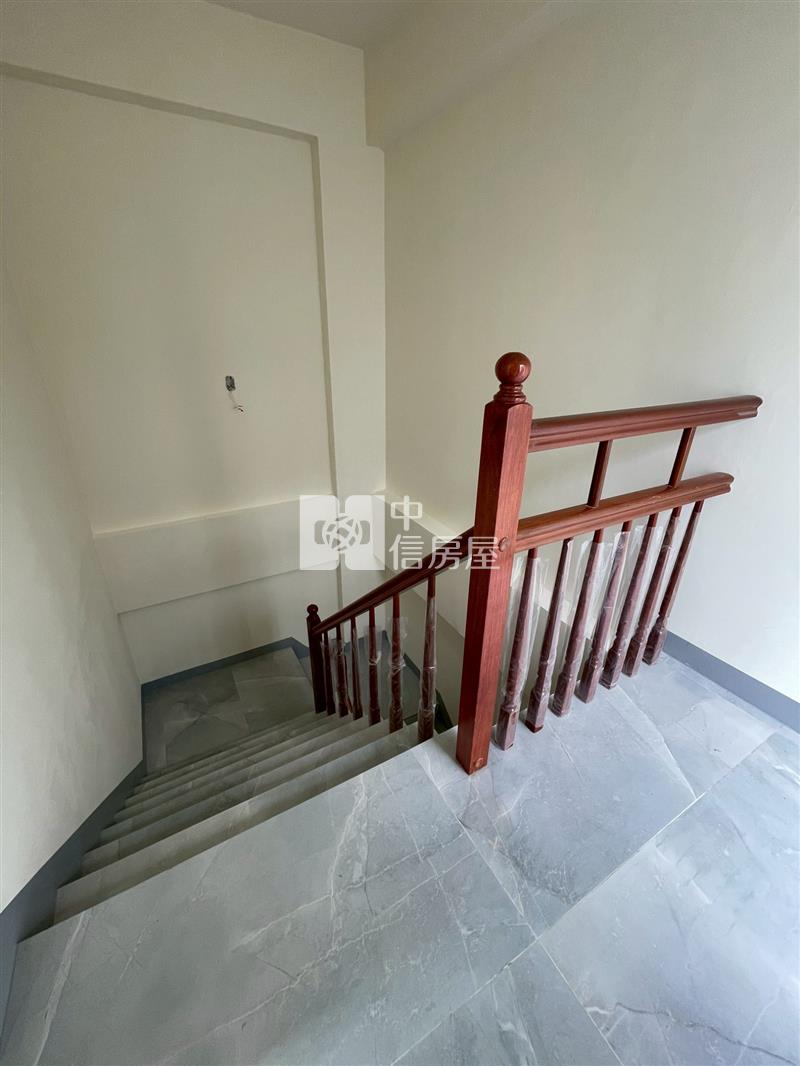 竹崎坑仔坪別墅B2房屋室內格局與周邊環境