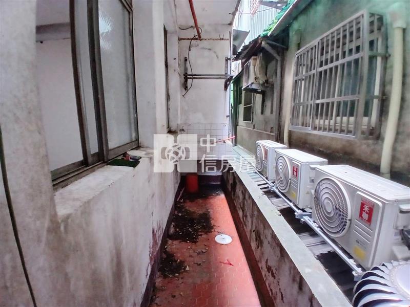 平鎮超低總價8米路便宜透天房屋室內格局與周邊環境