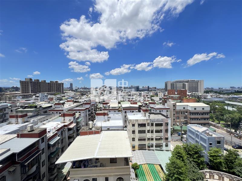 【安家】微笑城堡景觀2房車-衛浴開窗房屋室內格局與周邊環境
