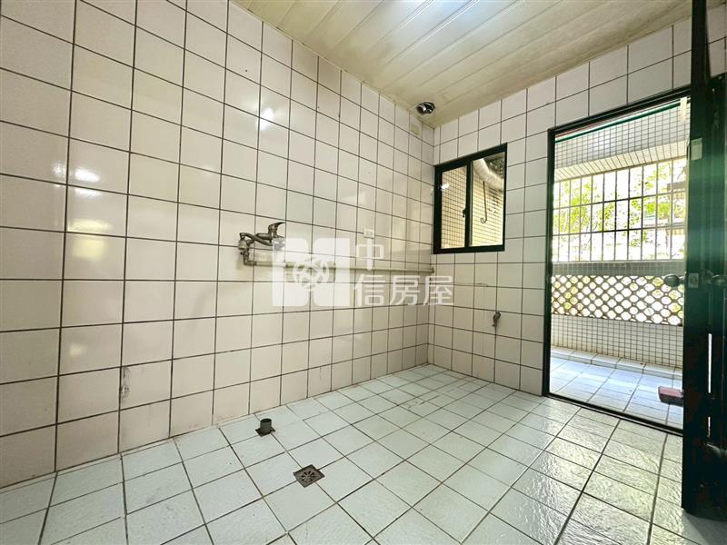 國安國宅邊間大3房房屋室內格局與周邊環境