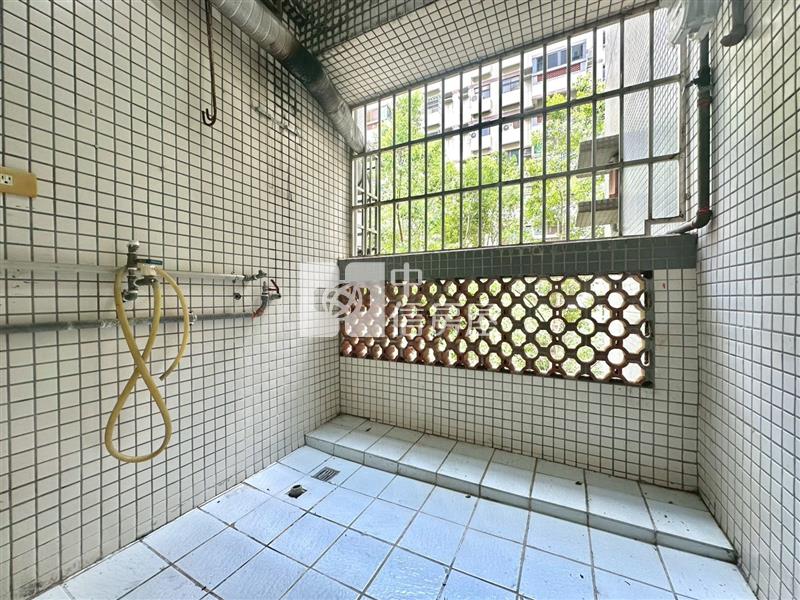 國安國宅邊間大3房房屋室內格局與周邊環境
