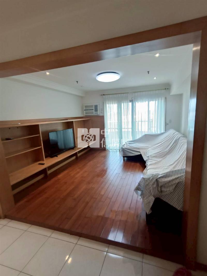高雄松之國大樓房屋室內格局與周邊環境