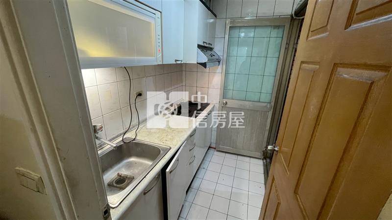 桃園站前雙學區房屋室內格局與周邊環境