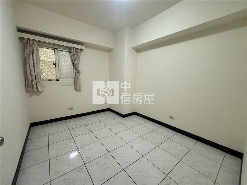 (綠的世界)南區綠園道大三房美屋房屋室內格局與周邊環境