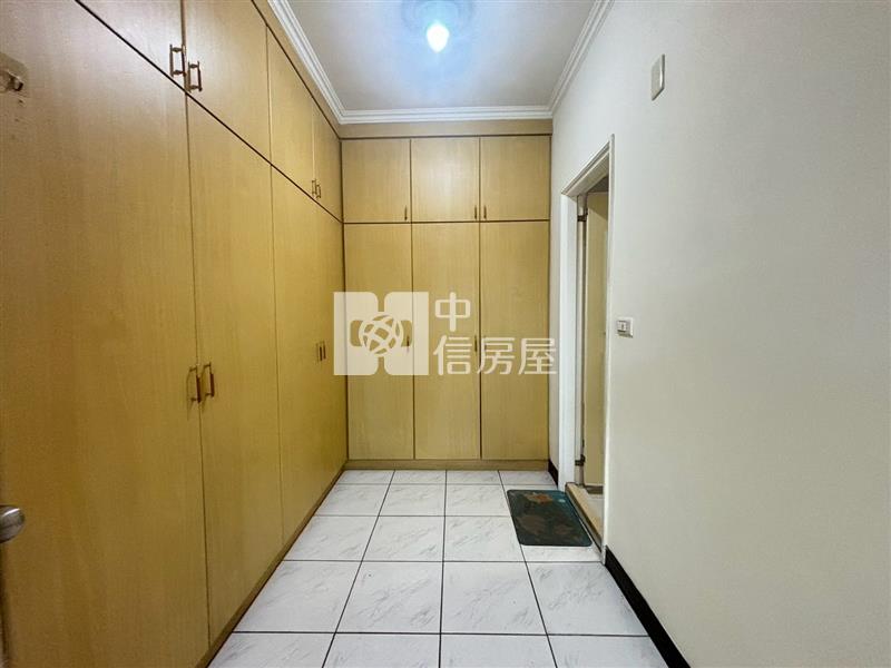 (綠的世界)南區綠園道大三房美屋房屋室內格局與周邊環境
