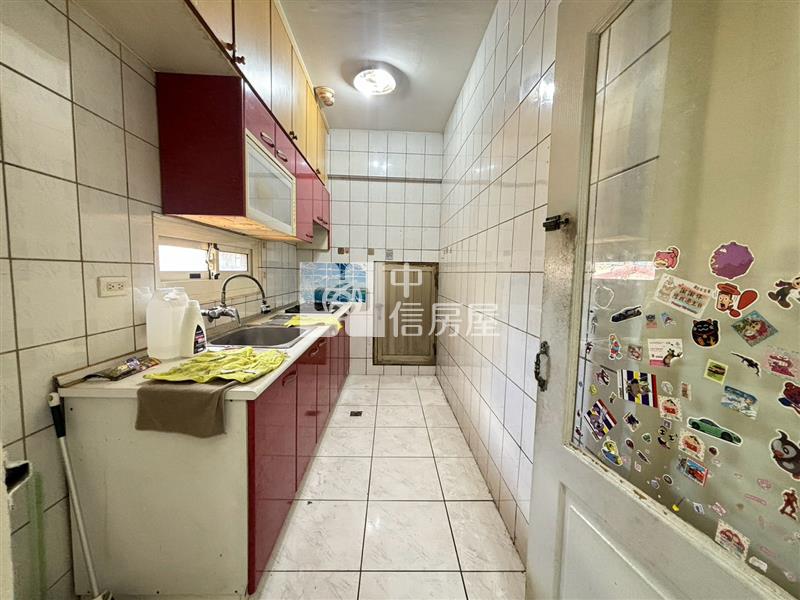 (綠的世界)南區綠園道大三房美屋房屋室內格局與周邊環境