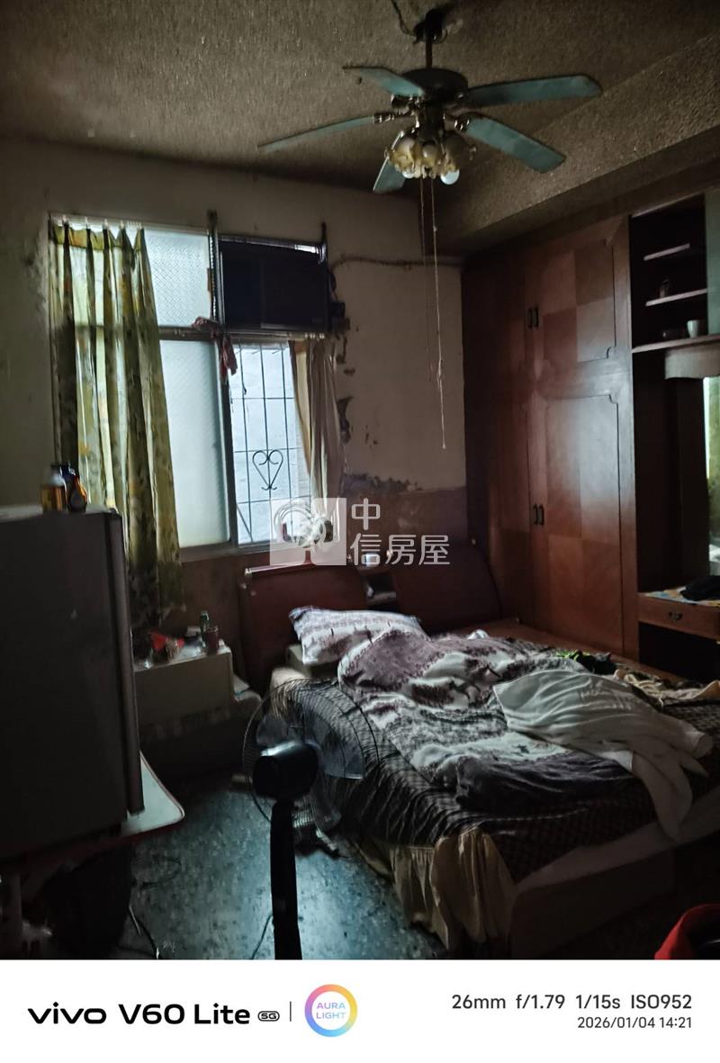 光榮國中大面寬活路透天房屋室內格局與周邊環境