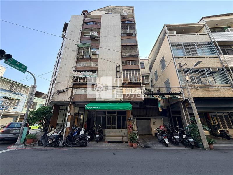 中國醫大德街熱鬧店住房屋室內格局與周邊環境