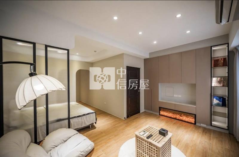御品園全新電梯5房雙車透天E3房屋室內格局與周邊環境