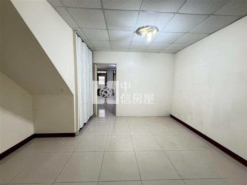 中興路思夢樂美透天房屋室內格局與周邊環境
